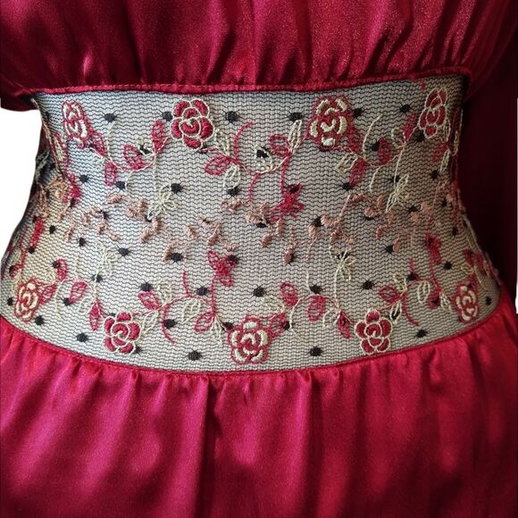 Vintage Valerie Stevens Floral Long Robe - Picture 6 of 9